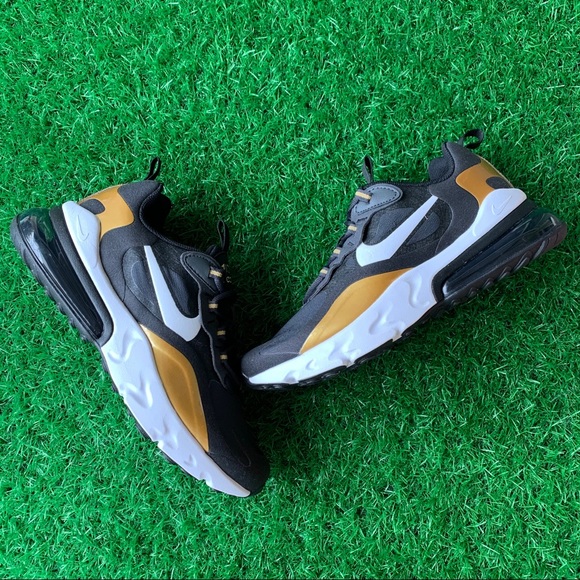 Nike Air Max 270 React Wmns - Picture 4 of 10